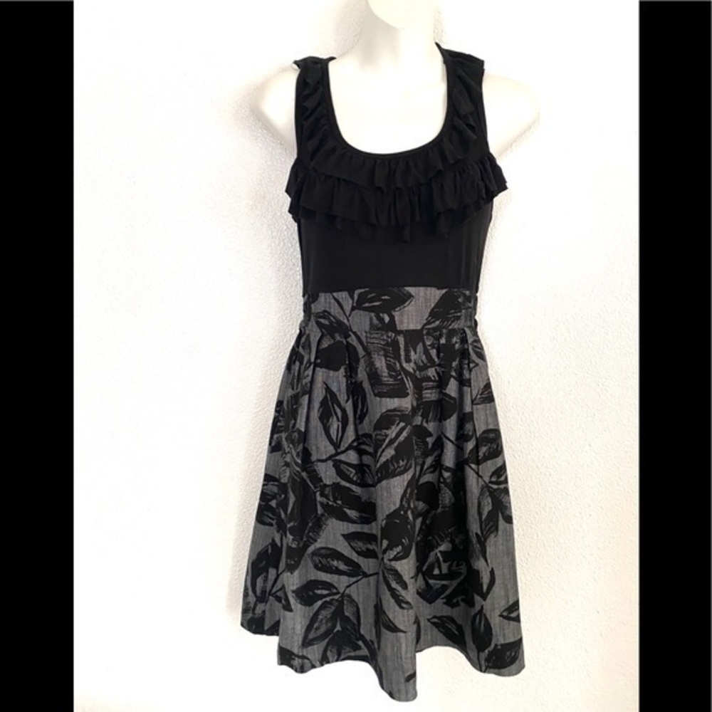 BeBop women’s black feather print dress -small